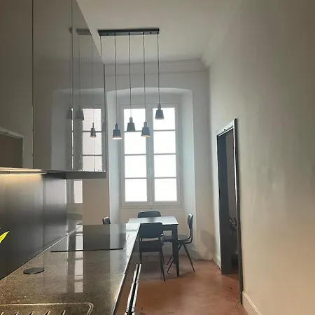 Appartement 130 M2 à Proximité Et Cathédrale