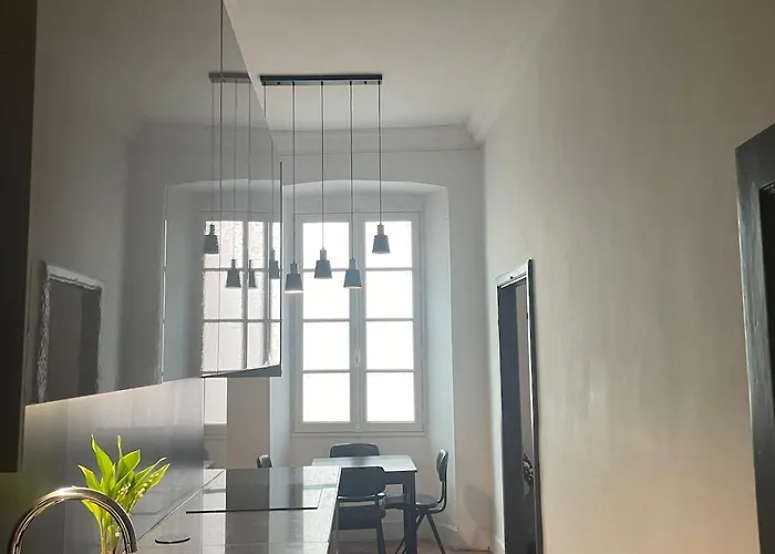 130 M2 à Proximité Et Cathédrale Appartement Ajaccio (Corsica)