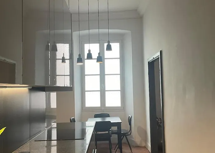 Appartement 130 M2 à Proximité Et Cathédrale