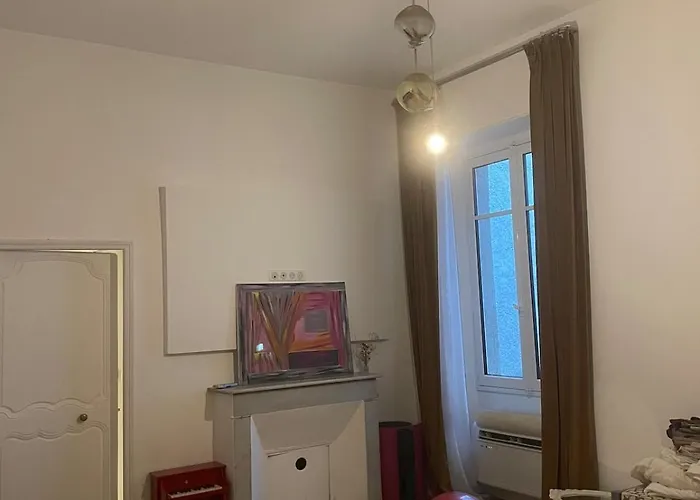 130 M2 à Proximité Et Cathédrale Ajaccio (Corsica)